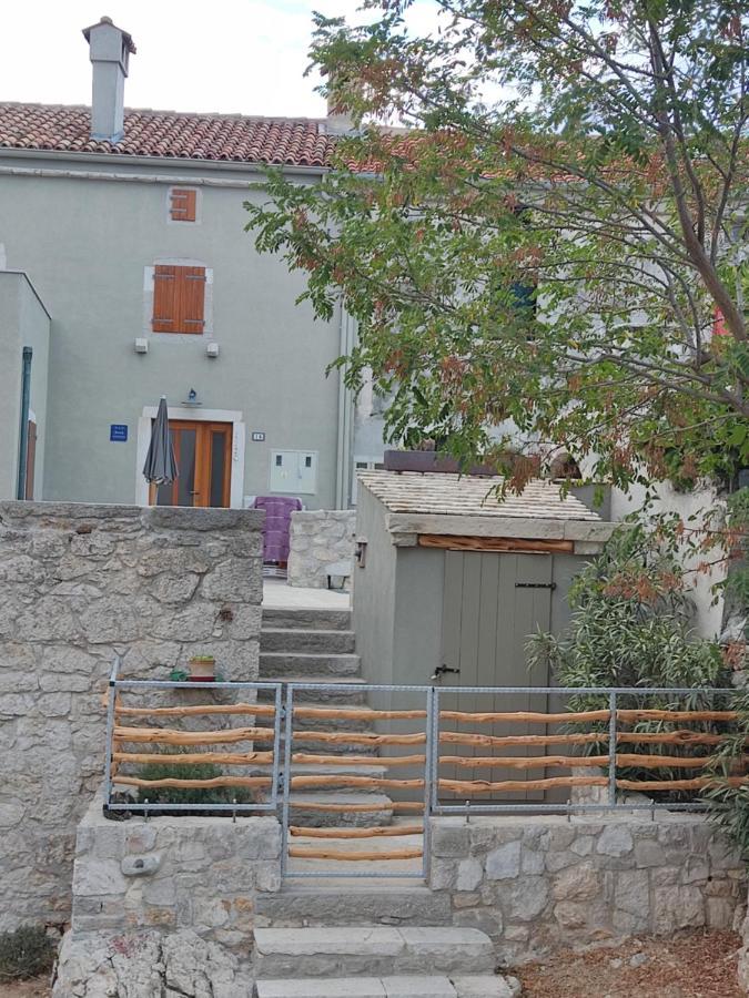House Tuna Ustrine Exteriér fotografie